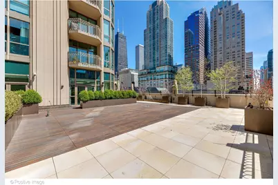 21 E Huron Street #3204, Chicago, IL 60611 - Photo 33