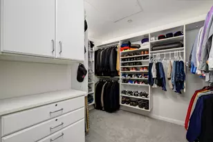 21 E Huron St, Chicago, IL 60611 - Photo 19