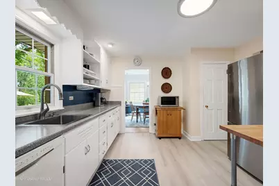 533 S Spring Avenue, La Grange, IL 60525 - Photo 15