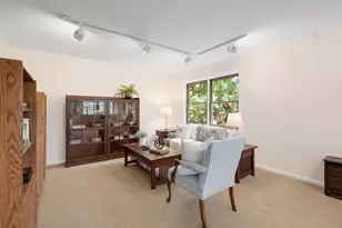 533 S Spring Ave, La Grange, IL 60525 - Photo 17