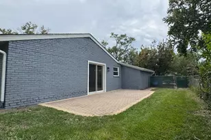 144 N Pinecrest Rd, Bolingbrook, IL 60440 - Photo 3