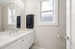1923 N Damen Ave, Chicago, IL 60647 - Photo 9