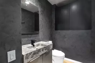 240 E Illinois St, Chicago, IL 60611 - Photo 15