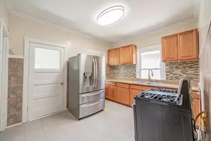 39 W 113th Pl, Chicago, IL 60628 - Photo 5