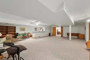 2007 Trout Valley Dr, Champaign, IL 61822 - Photo 43