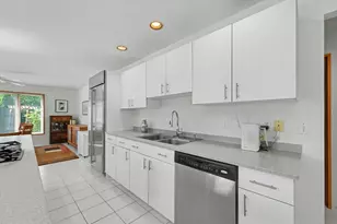 2007 Trout Valley Dr, Champaign, IL 61822 - Photo 19