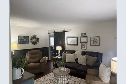 939 Stover Avenue, Milledgeville, IL 61051 - Photo 3