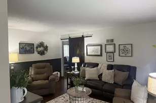 939 Stover Ave, Milledgeville, IL 61051 - Photo 3