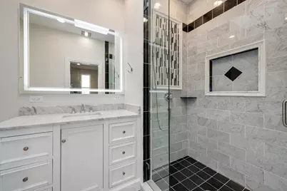 1919 N Drake Avenue #B, Chicago, IL 60647 - Photo 23