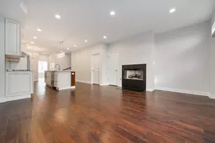 1919 N Drake Ave, Chicago, IL 60647 - Photo 7