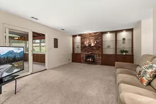 2S111 Lynn Ct, Warrenville, IL 60555 - Photo 17