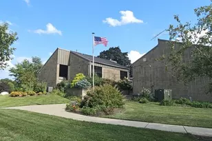 2S111 Lynn Ct, Warrenville, IL 60555 - Photo 31