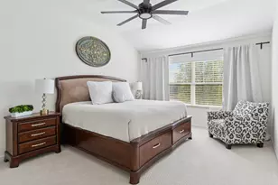 34W685 Roosevelt Ave, Saint Charles, IL 60174 - Photo 11