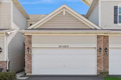 34W685 Roosevelt Avenue #B, Saint Charles, IL 60174 - Photo 1