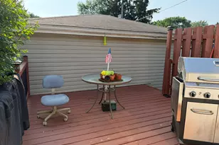 5507 Burwood Rd, Oakwood Hills, IL 60013 - Photo 13