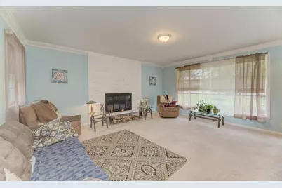 517 N Larkin Avenue, Joliet, IL 60435 - Photo 7