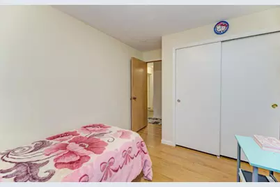 517 N Larkin Avenue, Joliet, IL 60435 - Photo 9