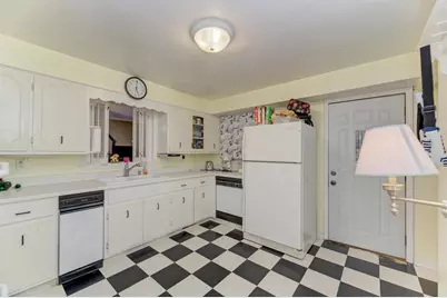 517 N Larkin Avenue, Joliet, IL 60435 - Photo 17