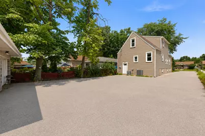 8019 46th Street, Lyons, IL 60534 - Photo 27