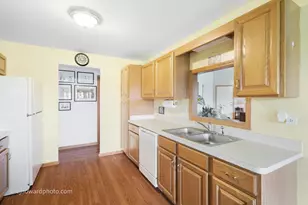 19423 Manchester Dr, Mokena, IL 60448 - Photo 9