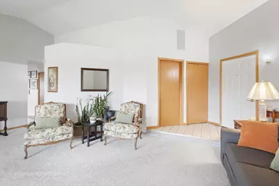 19423 Manchester Drive #19423, Mokena, IL 60448 - Photo 3