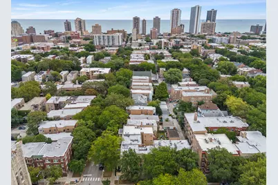 1347 W Granville Avenue, Chicago, IL 60660 - Photo 45
