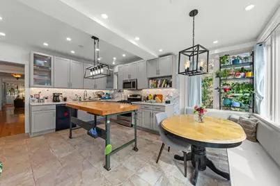 1347 W Granville Avenue, Chicago, IL 60660 - Photo 9