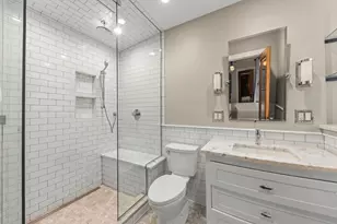 1347 W Granville Ave, Chicago, IL 60660 - Photo 13