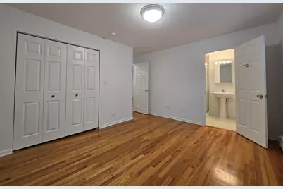 1819 W Touhy Avenue #4, Chicago, IL 60626 - Photo 11