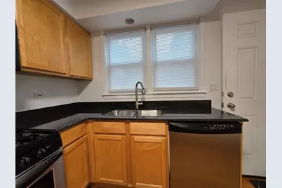 1819 W Touhy Avenue #4, Chicago, IL 60626 - Photo 15