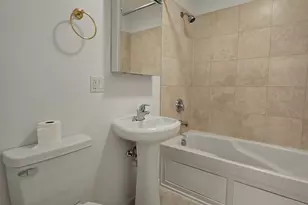 1819 W Touhy Ave, Chicago, IL 60626 - Photo 13