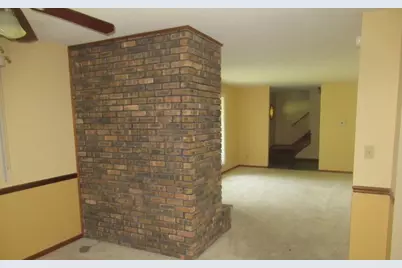 81 Lillian Lane, Yorkville, IL 60560 - Photo 5