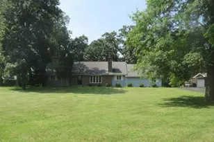 81 Lillian Ln, Yorkville, IL 60560 - Photo 1