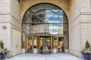 630 N State St, Chicago, IL 60654 - Photo 29