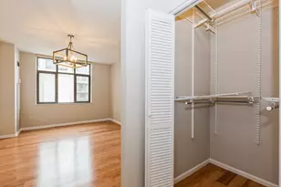 630 N State St, Chicago, IL 60654 - Photo 23
