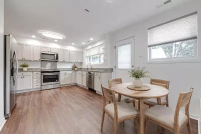 1091 E Villa Drive, Des Plaines, IL 60016 - Photo 11