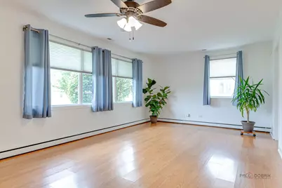 1091 E Villa Drive, Des Plaines, IL 60016 - Photo 7