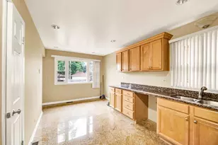 2725 N Oak Park Ave, Chicago, IL 60707 - Photo 9