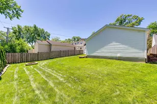1011 N Haddow Ave, Arlington Heights, IL 60004 - Photo 27