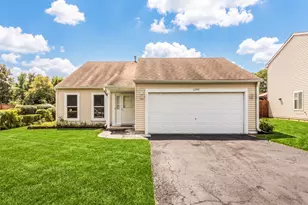 1294 Longford Cir, Elgin, IL 60120 - Photo 1