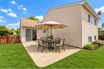 1294 Longford Circle, Elgin, IL 60120 - Photo 23