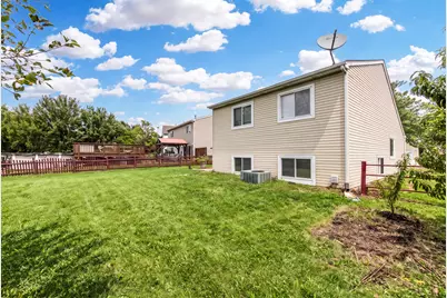 1294 Longford Circle, Elgin, IL 60120 - Photo 25
