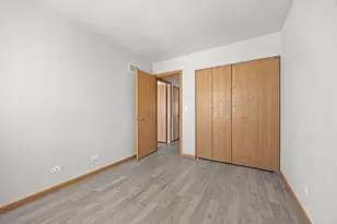 674 Four Seasons Blvd, Aurora, IL 60504 - Photo 11