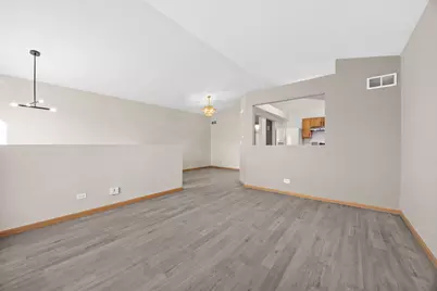 674 Four Seasons Boulevard, Aurora, IL 60504 - Photo 3