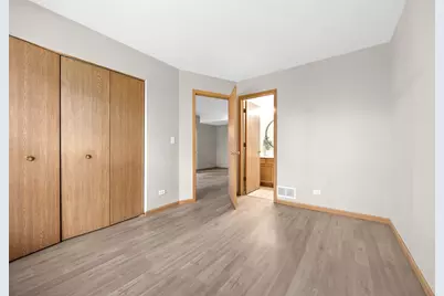 674 Four Seasons Boulevard, Aurora, IL 60504 - Photo 15