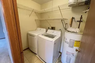 1343 N Winslowe Dr, Palatine, IL 60074 - Photo 5