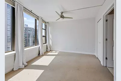 200 N Jefferson Street #909, Chicago, IL 60661 - Photo 11