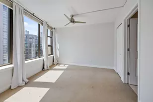 200 N Jefferson St, Chicago, IL 60661 - Photo 11