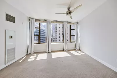 200 N Jefferson Street #909, Chicago, IL 60661 - Photo 9