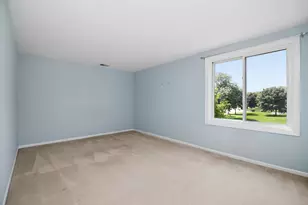 462 Raintree Dr, Glen Ellyn, IL 60137 - Photo 15